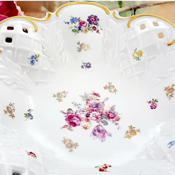 Reichenbach Porcelain Large Footed Serving Bowl Fruit Centerpiece Bowl Germany - Picture 7 of 9